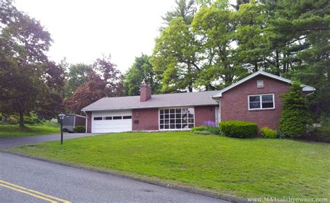 <b>4 Allen Rd, Billerica, MA 01821</b> <b>For sale</b> Zestimate ® : $553,800 Est. . House for sale by owner ma